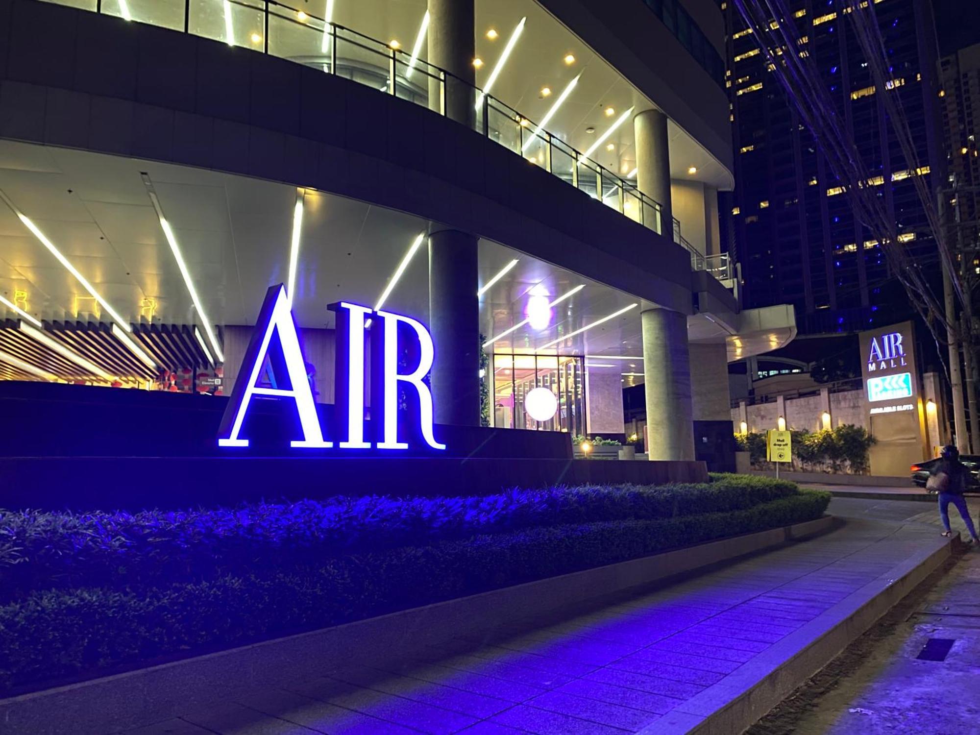Frost At Air Residences Makati Manila Exterior foto