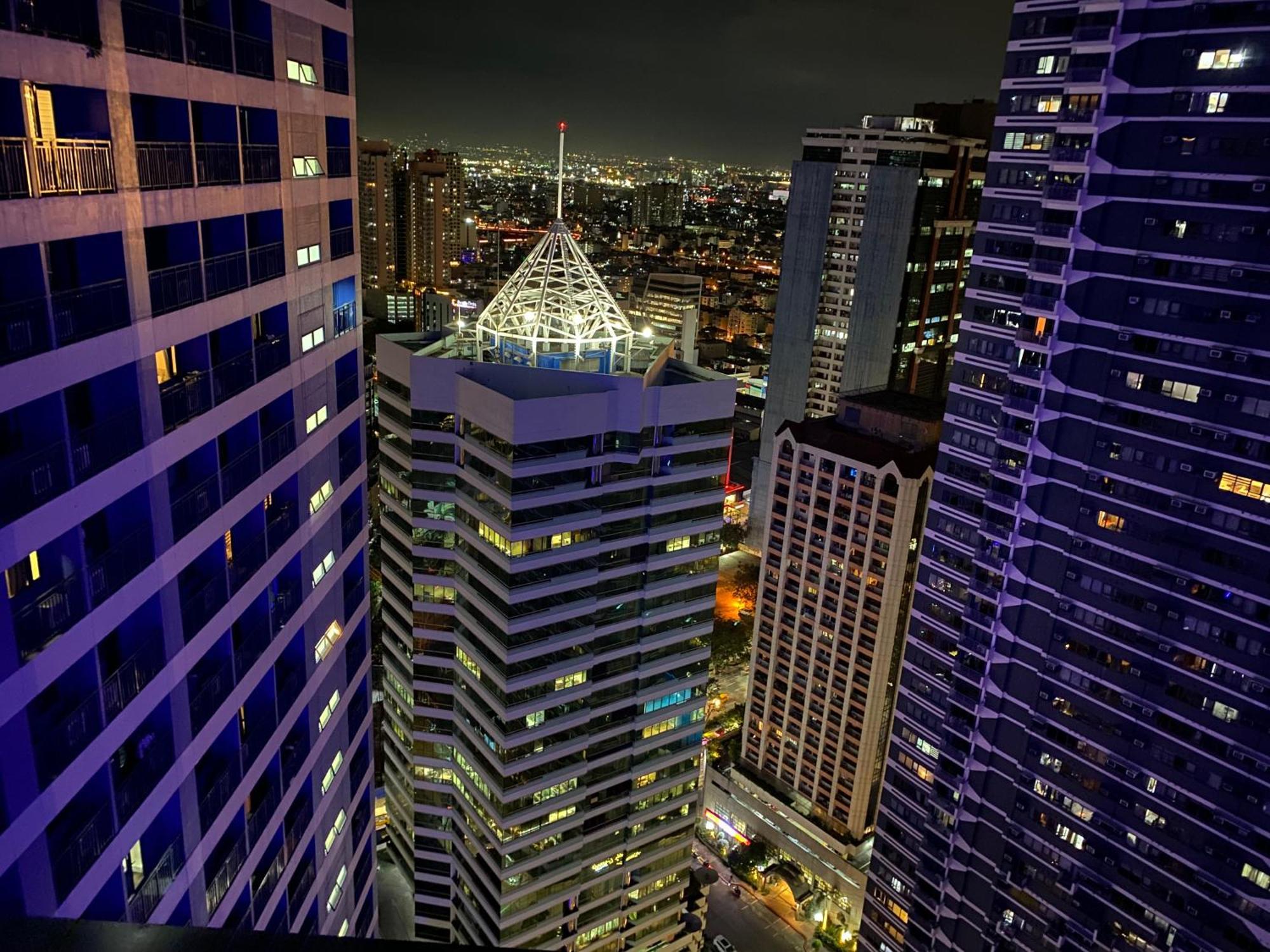 Frost At Air Residences Makati Manila Exterior foto
